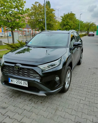 Toyota RAV4 cena 125000 przebieg: 100200, rok produkcji 2019 z Warszawa małe 67